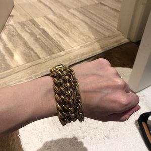 Chunky gold bracelet